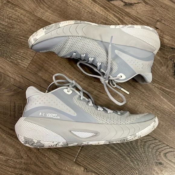 Size 9 - Under Armour HOVR Breakthru Mod Grey W - Picture 2 of 9